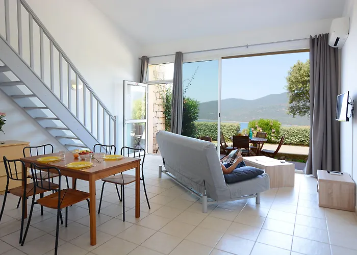 Alba Rossa - Sfo100 By Interhome בית נופש סרה-די-פרו