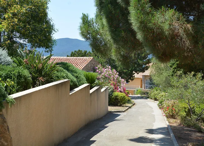 בית נופש Alba Rossa - Sfo100 By Interhome סרה-די-פרו